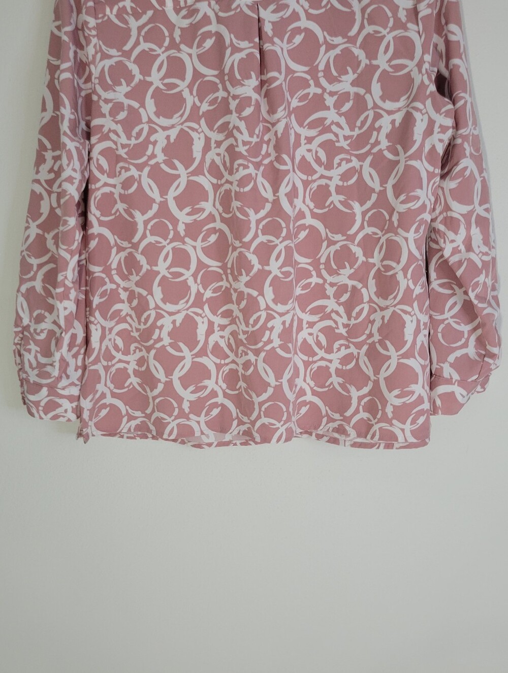 Notation Women Size L Pink and White Circle Print Button-Up Blouse - Picture 6 of 9